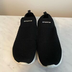 Tennis shoes - black